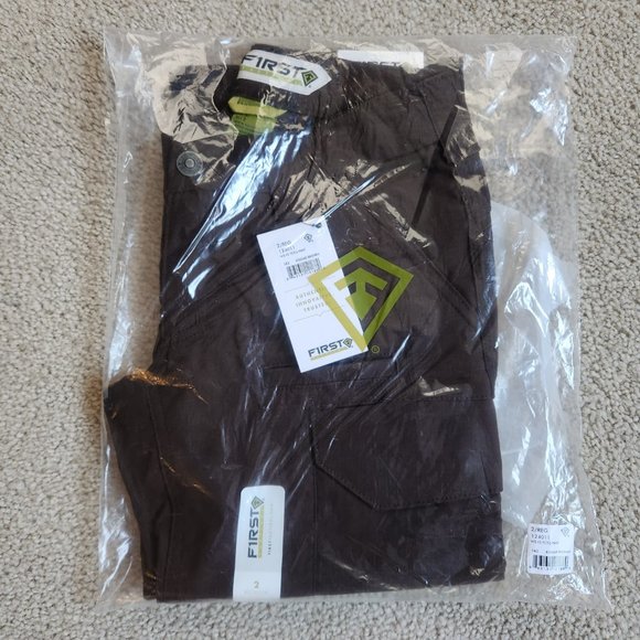 NWT First Tactical Women's V2 cargo pant size 2 police law EMS - Picture 2 of 6